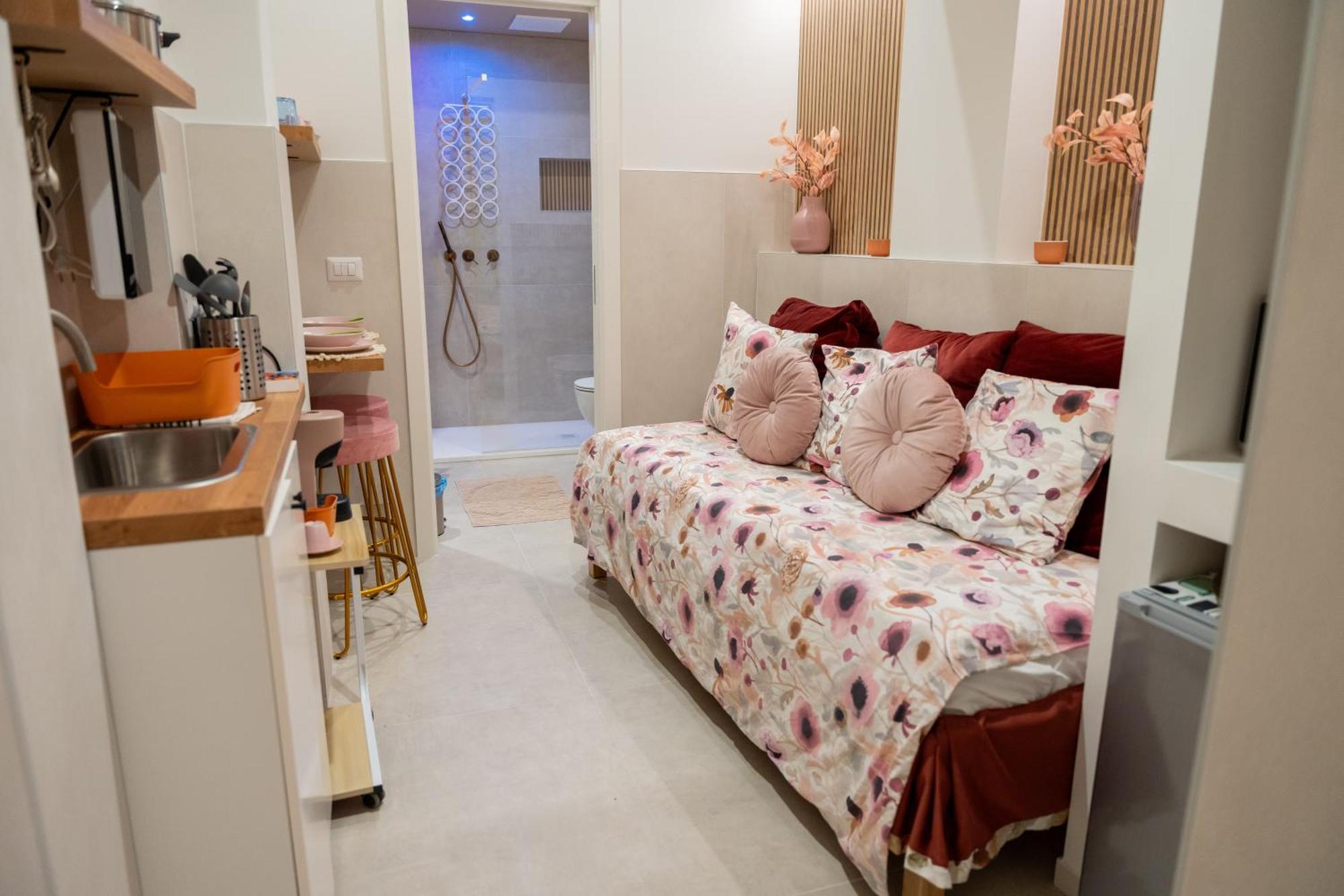 Palazzo Nicolaus Del Lungomare Bed and Breakfast Bari Buitenkant foto