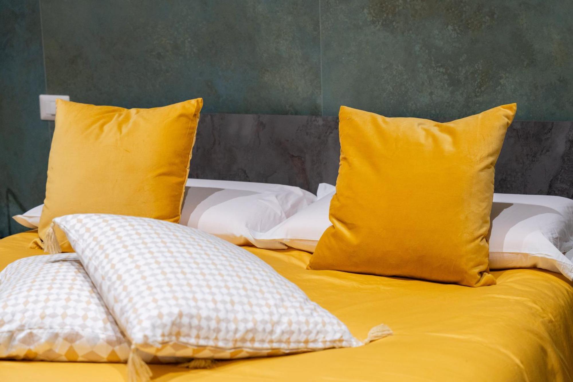Palazzo Nicolaus Del Lungomare Bed and Breakfast Bari Buitenkant foto