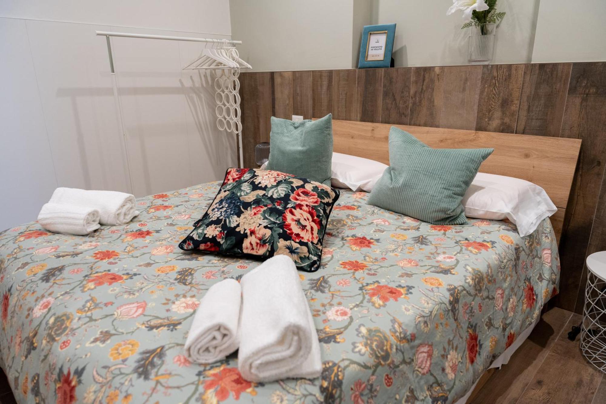 Palazzo Nicolaus Del Lungomare Bed and Breakfast Bari Buitenkant foto